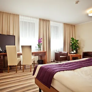 https://best-western-airport-modlin.warsawhotelspoland.com